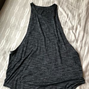 ✨lululemon high neck tank top✨
